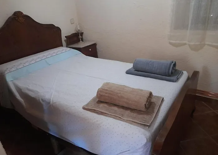 El Brocense - Nyaraló *