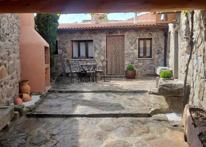 El Brocense - Nyaraló